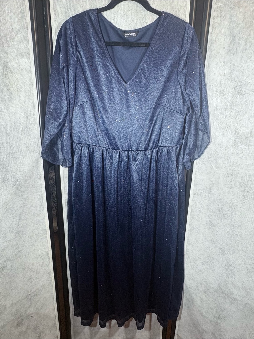 BloomChic Navy Sparkle V-Neck Midi Dress, size 12, formal holidays shimering